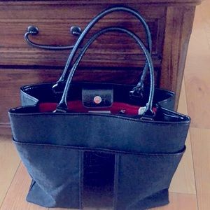 Worthington hand bag